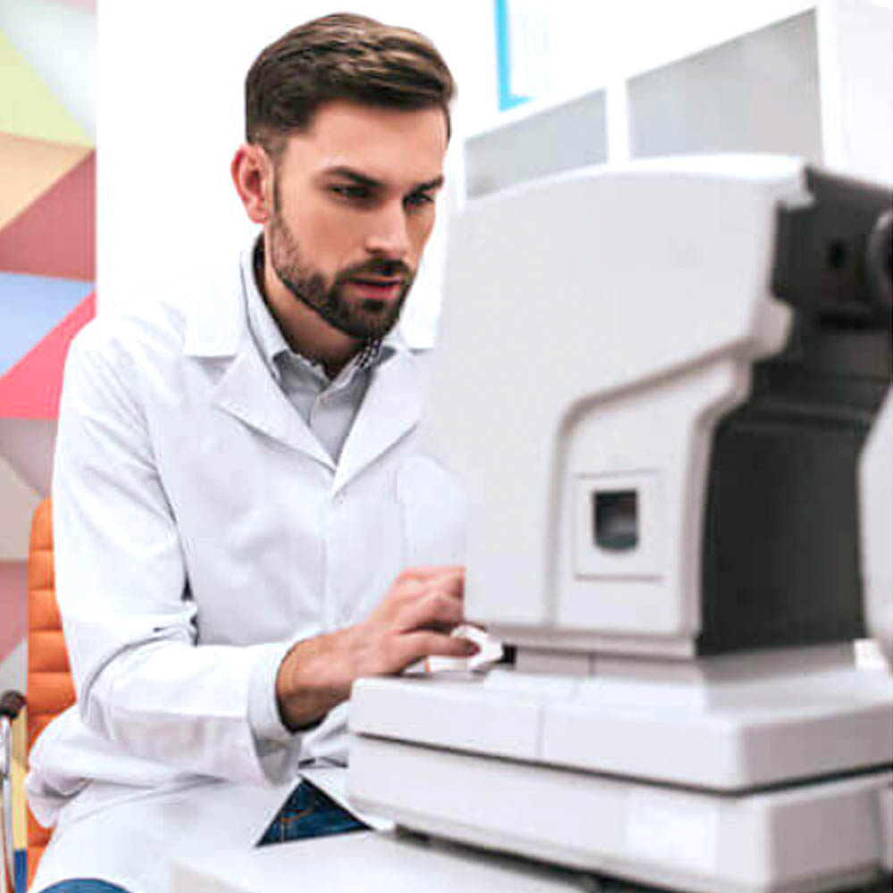 optometrist in Urbana